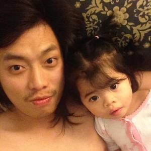 Meet your Posher, Weera